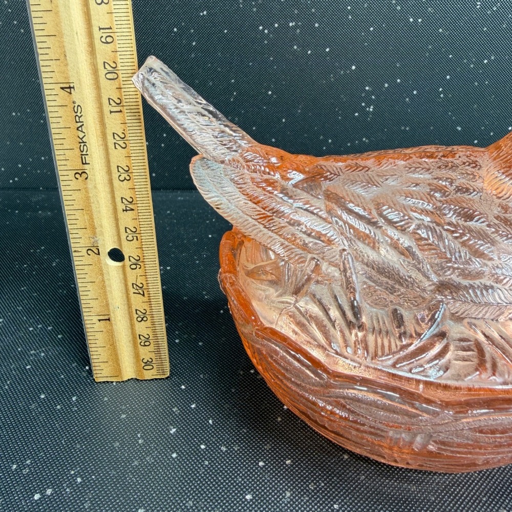 Heisey Hsinchu Glass Pink Bird on Nest Trinket Dish Basketweave 4x6 Vintage - Picture 3 of 15